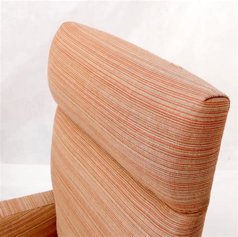 Pair of mid-century modern tall backs lounge chairs For Sale at 1stDibs