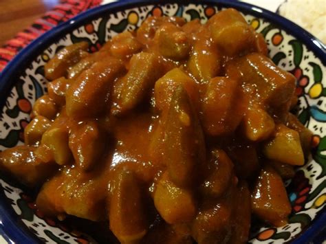 Bamia, I love this dish! I cook it with beef, lamb or goat Tasty, Yummy ...