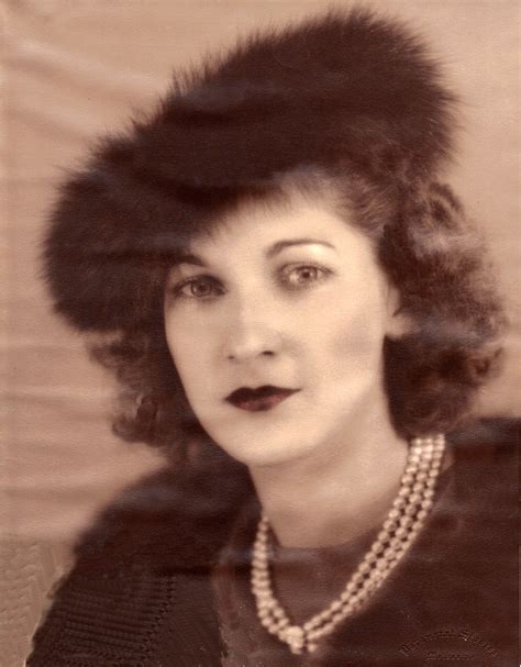 A Hollow Family's History - Person Page