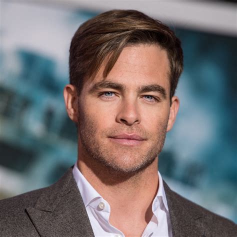 Chris Pine Body Measurement - Body Measurement Info