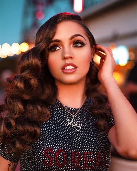 Woah Vicky Wallpapers - Wallpaper Cave