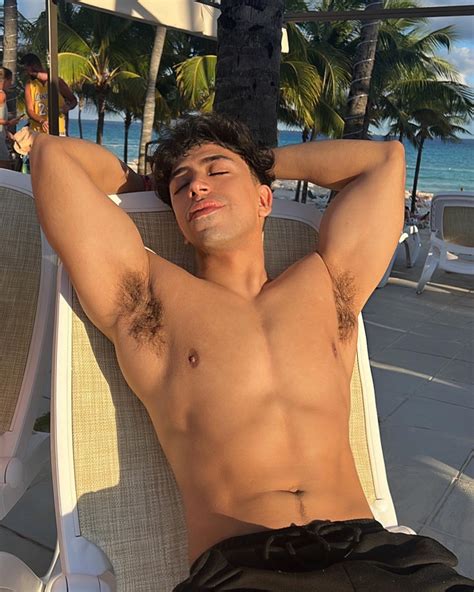 Victor Ray (@victxrray) • Instagram photos and videos