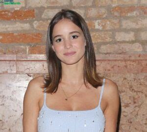 alba baptista net worth