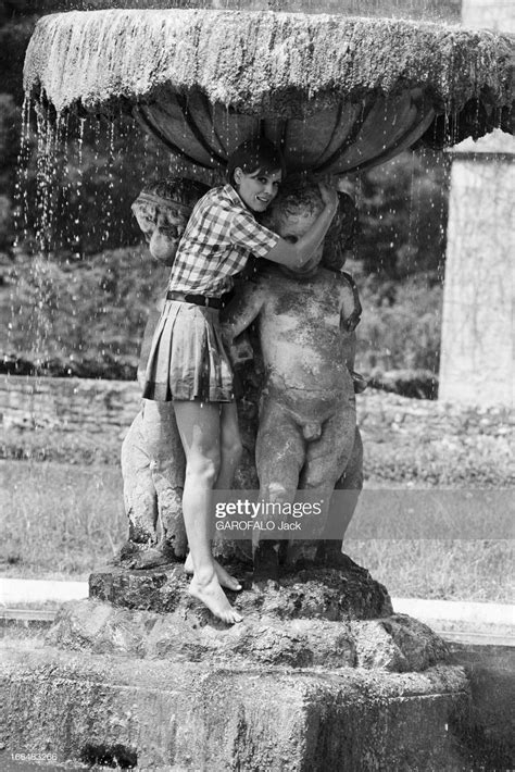 Marthe Keller's feet