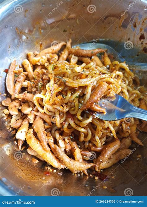 Instant Noodles with Spicy Seasoning Stock Image - Image of pasta, meal ...