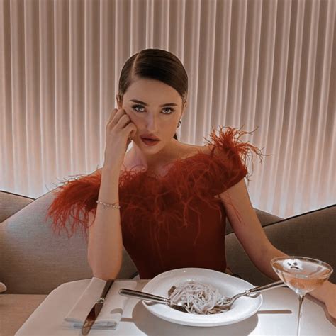 emilia danilevskaya icons like/reblog if saved ©...