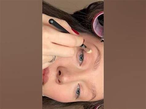 СТОЙКИЕ ТЕНИ, КОТОРЫЕ НЕ СКАТЫВАЮТСЯ😮 простой макияж - YouTube