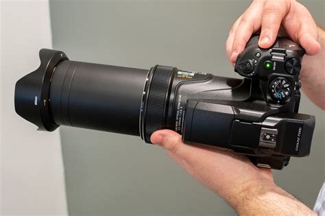 это фотоаппарат Nikon Coolpix P1000 https://1.img-dpreview.com/files/p ...