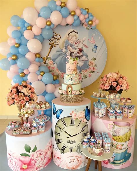 Aniversário Alice No Pais Das Maravilhas - Inspiração decoração de festa Alice no País das Maravilhas ...