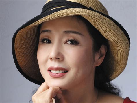 Up Close: Geling Yan - THE BIG THRILL