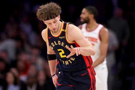 勇士官宣Brandin Podziemski已接受左手腕手術 夏天訓練營前可完全康復 | NBA Fingerroll | 籃球地帶