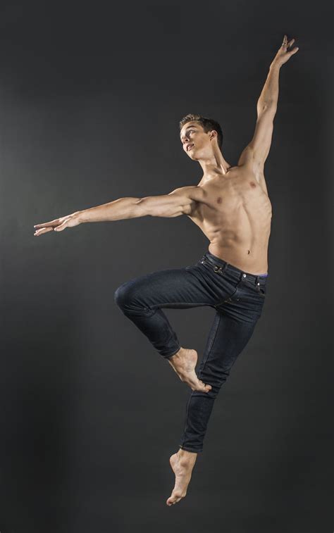 Lukas Bjørneboe Brændsrød / Norwegian Ballet Academy / photo: Kenneth