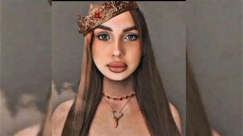 Что-то на королевском 1 час🥚👑👸 - YouTube