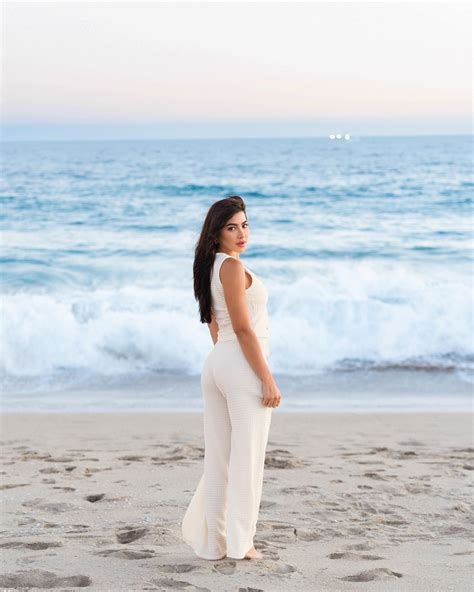 Sara Hesri | Where I belong 🌊 | Instagram