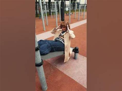 На спортике,в перерыве между съёмками.😄#sports #актеры - YouTube