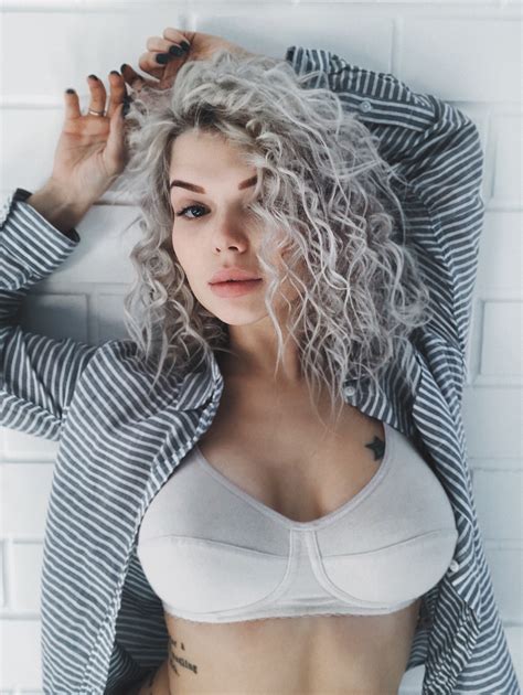 топ Девушки RU Twitch фото подборка - Sliv-Twitch ЛУЧШЕЕ У НАС