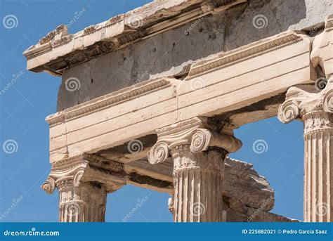 detail  ionic columns  cornice  acropolis athens greece