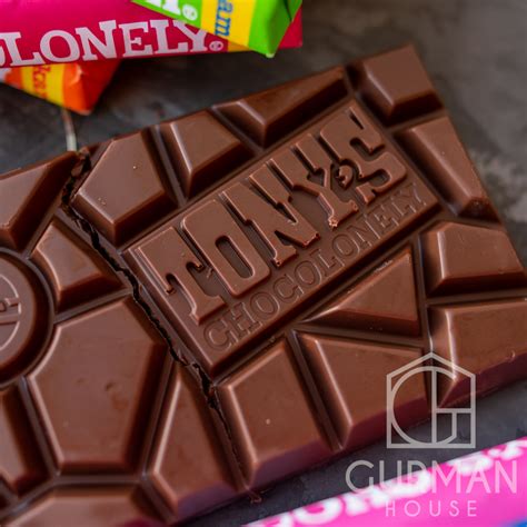 Купить Молочный шоколад Tonys Chocolonely с соленой карамелью 180 г в ...