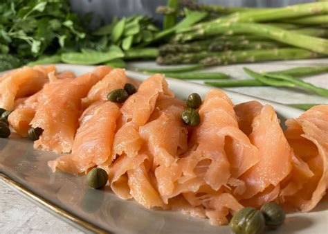 Feestelijk Voorgerecht Met Gerookte Zalm