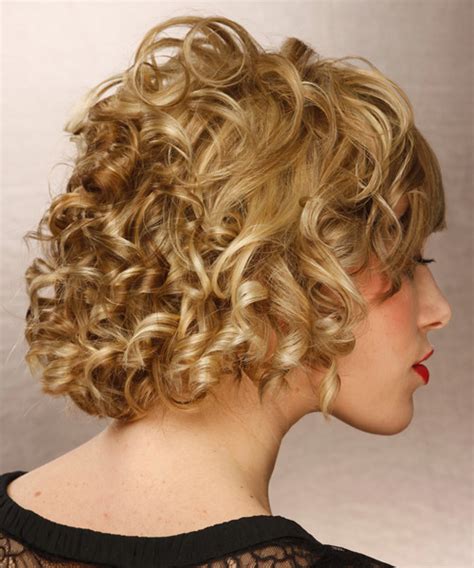 Get Bold and Beautiful with Curly Short Hair Highlights - See the ...