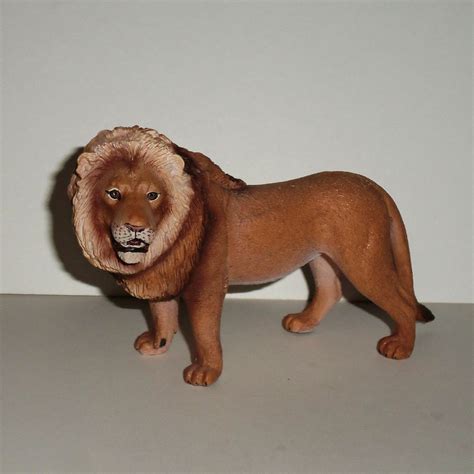 Schleich Lion Roaring | canoeracing.org.uk