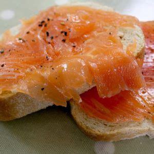 Slicing Smoked Salmon with Gordon Ramsay - Secret Copycat Restaurant Recipes