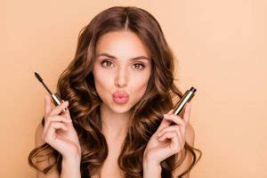 rekomendasi mascara  kebutuhan harianmu cantiknya cerita kita