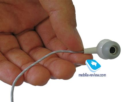 Mobile-review.com Обзор наушников JBL Reference 220