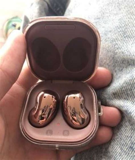 Samsung galaxy buds live оригинал Москва | Аудио и видео техника ...