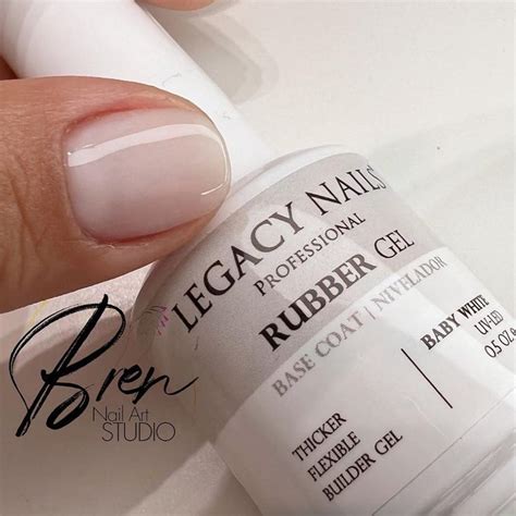 Domina la Aplicación y Uso del Rubber Gel - Profesionales en Uñas & Belleza