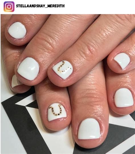 56 Horseshoe Nail Art Designs - Nerd About Town