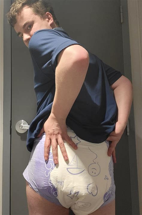Diaper at work by kurochi37 on DeviantArt