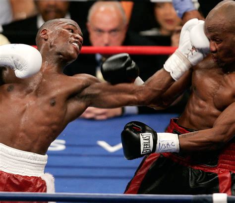 The 12 Most Memorable Floyd Mayweather Fights - Men's Journal