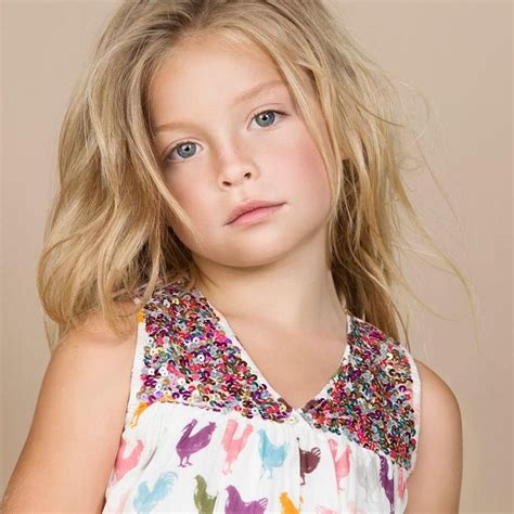 That little face!!! @waverlydvorak Clothing @me_and_kay # ...