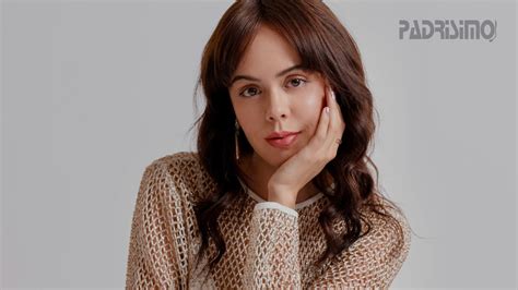 Eva Daniela [Interview] - YouTube