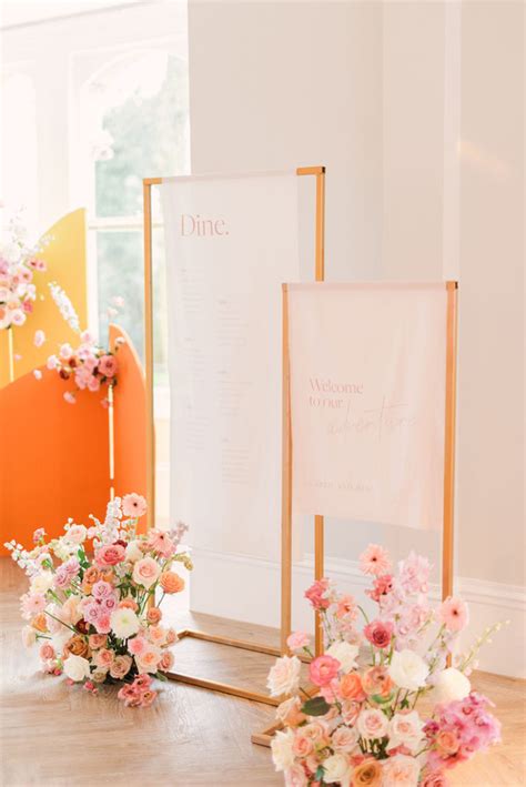 modern reception signage | Wedding & Party Ideas | 100 Layer Cake