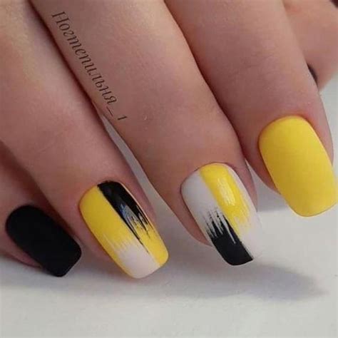 Чёрно-жёлтый маникюр — 73 идеи для воплощения | Gel nails, Yellow nails ...