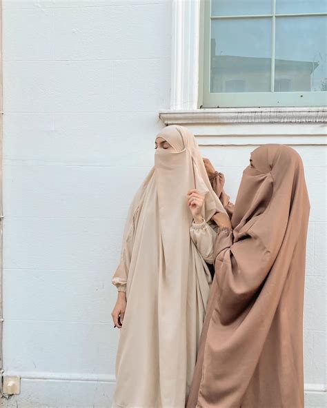 White Jilbab