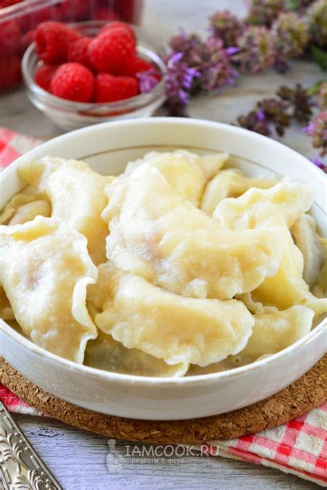Вареники с творогом и малиной — рецепт с фото | Рецепты еды, Еда ...