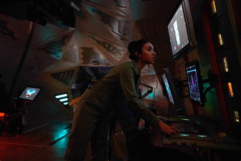 Intergalactic recensione serie TV Sky di Julie Gearey con Savannah Steyn