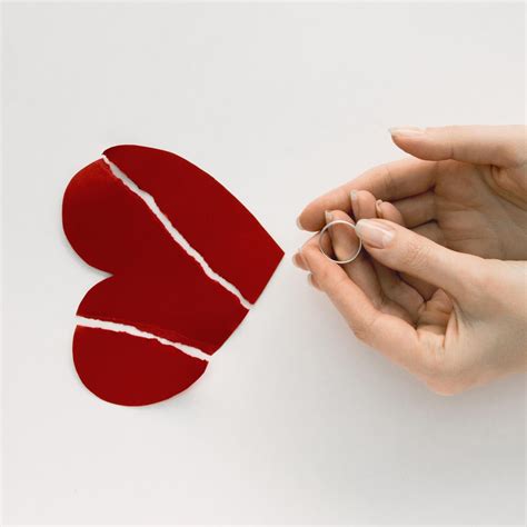 10 Hurtful Things You Should Never Say To Your Spouse - Feelings Nest