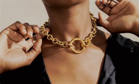What does 585 mean on Jewelry?