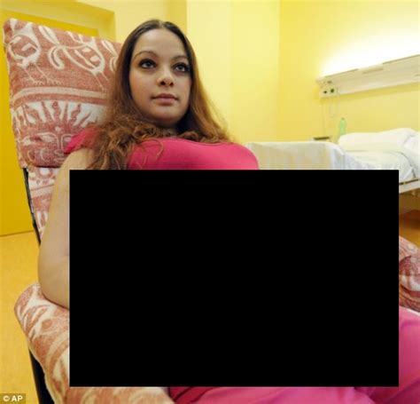 Как выглядит живот женщины беременной 5 близнецами