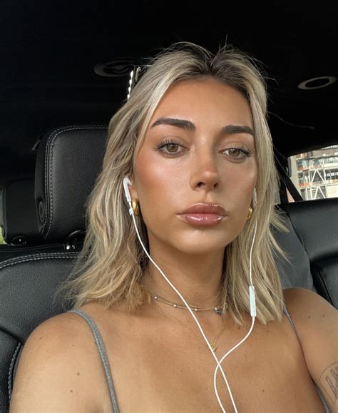 Who is Zach Bryan’s girlfriend, Brianna ‘Chickenfry’ LaPaglia? The