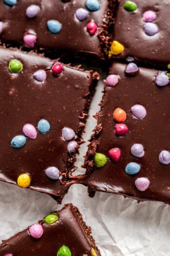 Healthy Cosmic Protein Brownies - Haute & Healthy Living