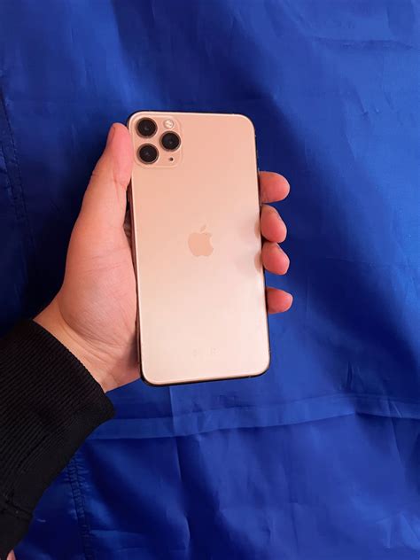 Iphone 11 pro max Gold 64gb