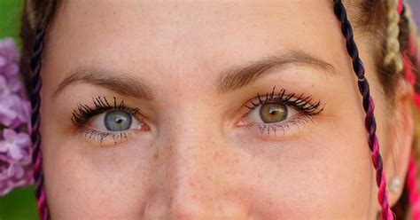 Heterochromia and Different Colored Eyes | 1-800 Contacts