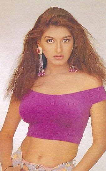 Сонали Бендре | Most beautiful indian actress, South indian actress hot ...