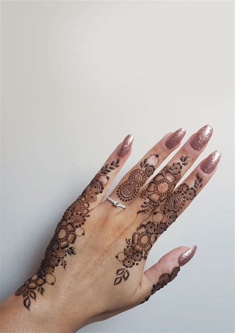 captivating henna designs dainty  delicate henna  fab mood