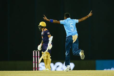 Colombo Stars make Galle Gladiators to see stars - Sri Lanka Cricket